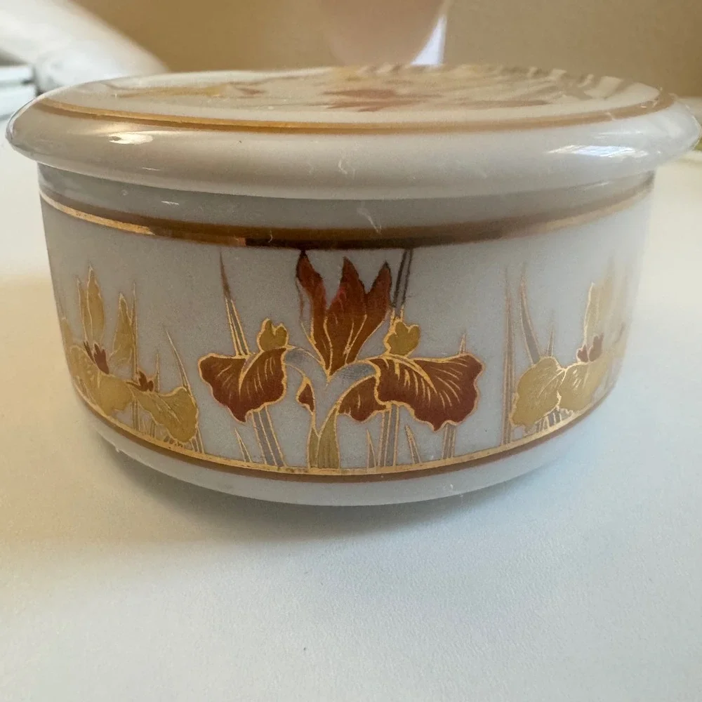 Action Japan Porcelain Trinket Box Hummingbird Iris Gold Trim Jewelry Dish 1980s